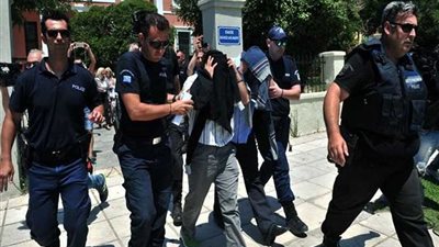 تركيا تعتقل 170 شخصا للاشتباه في صلتهم بمحاولة الانقلاب