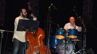 تفاعل جمهور أوبرا دمنهور فى حفل فرقة ويف جاز باند 