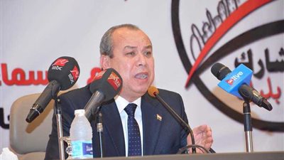 محافظ دمياط يطلق مبادرة: انزل شارك.. دي بلدك