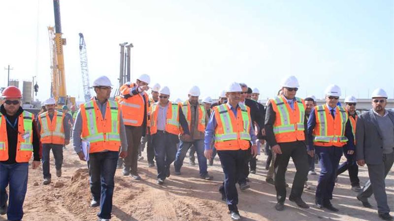 وزير النقل يتفقد