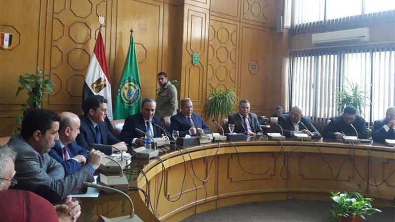 سلامة يبحث أزمات