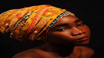 فنانون يقيمون مزادًا خيريًا لصالح 