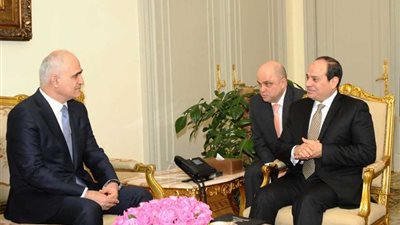 الرئاسة: وزير اقتصاد أذربيجان يشيد بدور السيسي في استقرار مصر