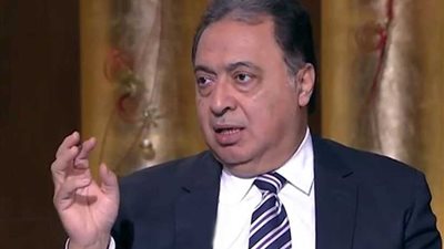 وزير الصحة يفاجئ مستشفى شرق مدينة الإسكندرية