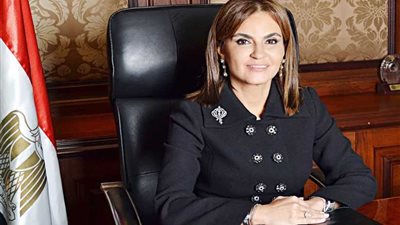 وزيرة الاستثمار والتعاون الدولي تصل إلى بيروت