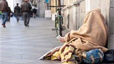 فرنسا.. قرابة 3000 شخص ينامون بالعراء في باريس