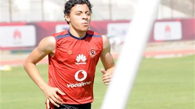 أكرم توفيق يستفسر من البدري عن أسباب استبعاده