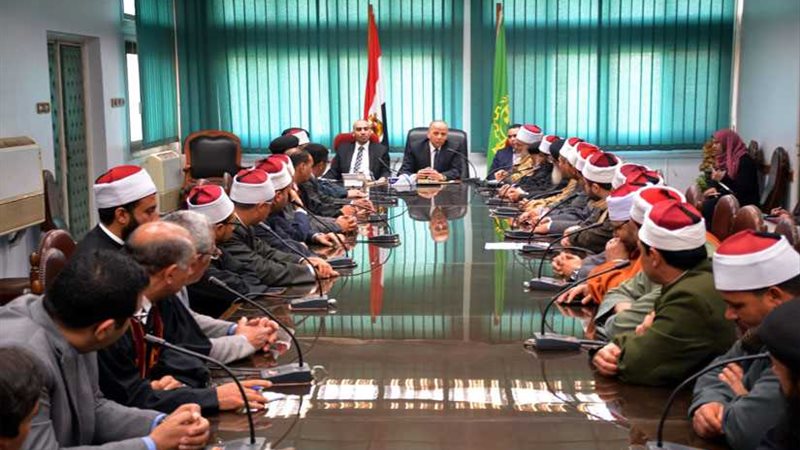 رجال الدين في ضيافة