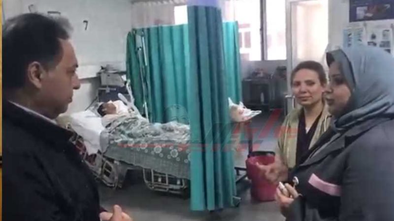 وزير الصحة يكافئ