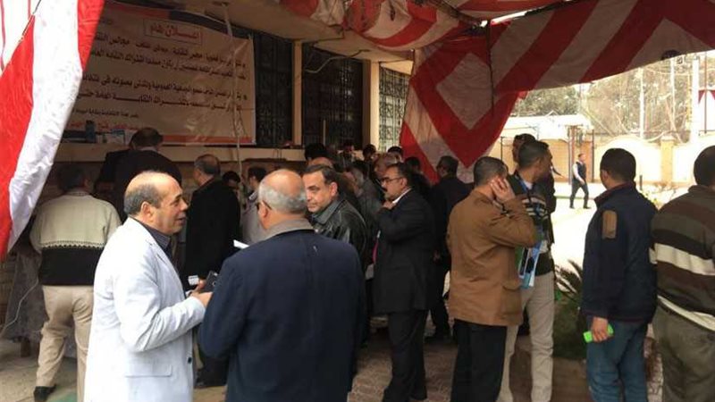 تكدس الناخبين بالنقابة