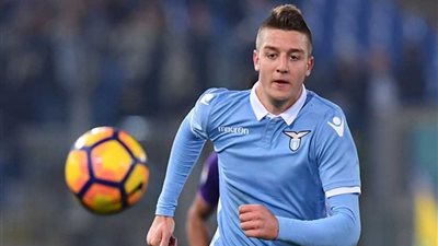 3 أندية تتنافس لضم سافيتش لاعب لاتسيو