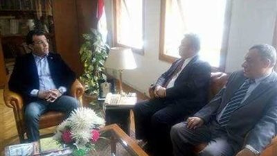 أمين الأعلى للثقافة يبحث التعاون مع المستشار الثقافي لسفارة الصين