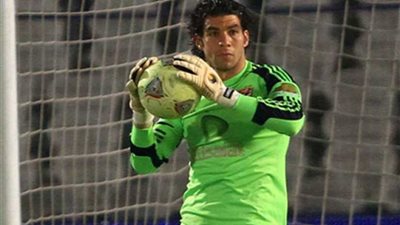 فخري وإكرامي يظهران في مران الأهلي