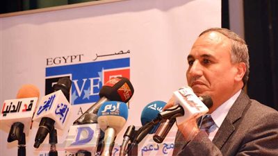نقيب الصحفيين يعلن مفاجأة لأعضاء النقابة