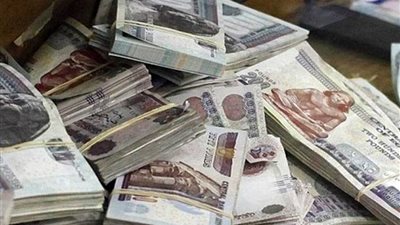 جمارك السلوم تحبط 3 محاولات تهريب كمية من النقد المصري