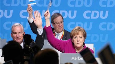 حزب ميركل يقر بغالبية ساحقة اتفاق تشكيل الائتلاف الكبير