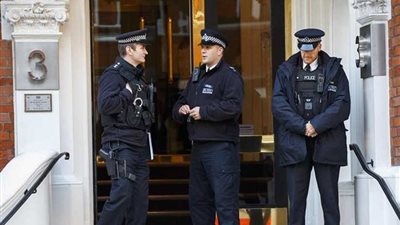 سكوتلانديارد: بريطانيا تواجه خطرا إرهابيا من اليمين المتطرف