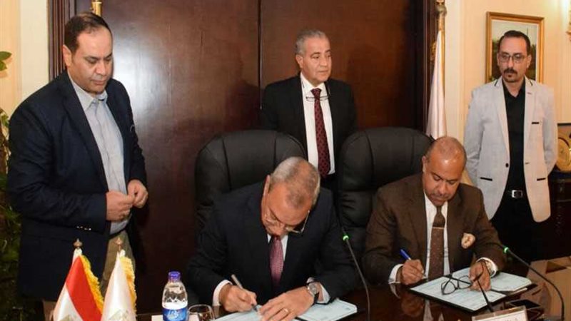 وزير التموين يشهد