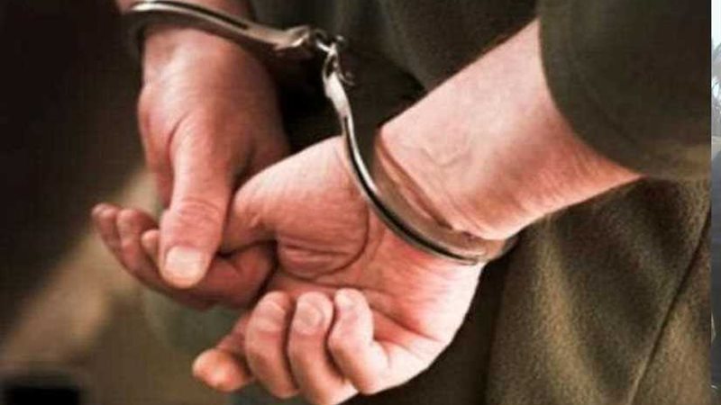 القبض على مندوب شرطة