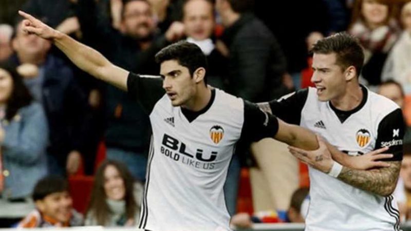 فالنسيا يفوز على