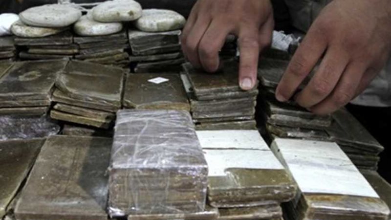 ضبط مخدرات بحوزة