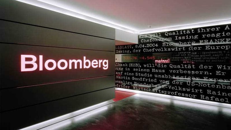 بلومبرج: توافر الدولار