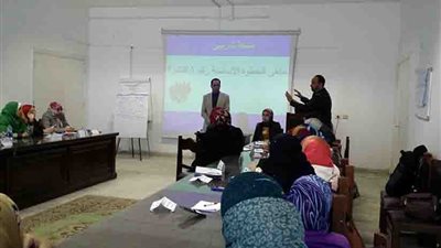 رئيس جامعة دمنهور يدعو الأساتذة لعمل الأبحاث دون عشوائية