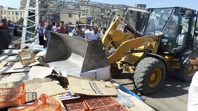 حملة لضبط الشوارع ورفع الإشغالات بالمحلة