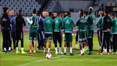 المصري يؤدي مرانه الأساسي قبل مواجهة الأسيوطي بالدوري