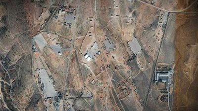 الأقمار الصناعية تكشف بناء إيران قاعدة عسكرية قرب دمشق