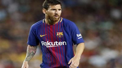 ميسى يشعل أزمة فى كتالونيا بسبب طائرات فوق منزله