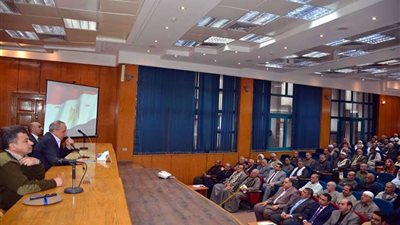 محافظ القليوبية يبحث استعدادات الانتخابات الرئاسية