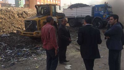 فتح شارع بالخصوص مسدود من 8 أعوام بالقمامة