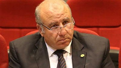برلماني يطالب بالتحقيق في شائعة تسمم مياه الإسكندرية