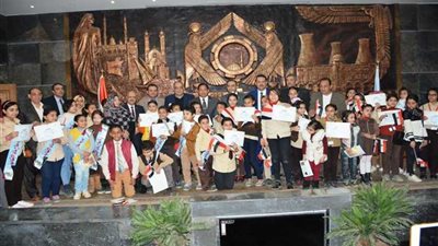 محافظ الغربية يكرم الطلاب وذوى القدرات الخاصة المتفوقين بالمحلة