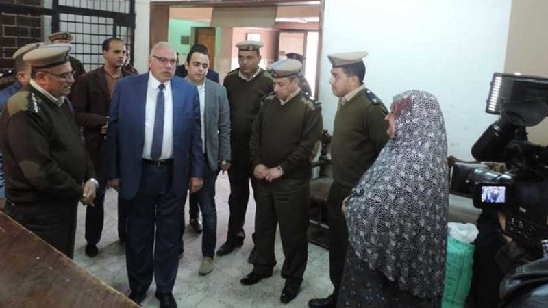 بالصور.. مدير أمن