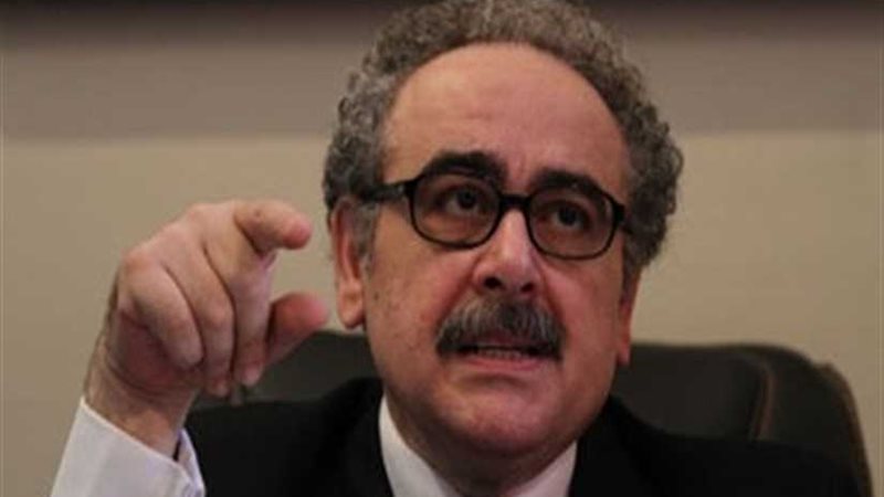 اتحاد الكتاب يسترد