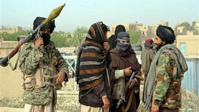 مقتل وإصابة 8 مسلحين في اشتباكات بين طالبان وداعش شرق أفغانستان