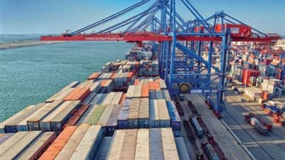 وصول نصف مليون طن سلع استراتيجية للإسكندرية