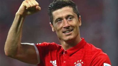 ديبالا ولوكاكو وإيكاردى مرشحون لخلافة ليفاندوفيسكى فى بايرن ميونخ