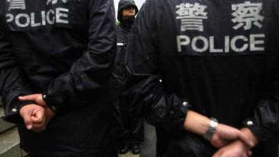 بخنجر يقتل ويصيب 21 طفلا بمدرسة صينية