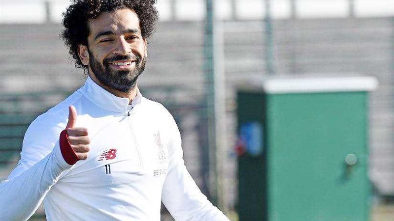 «صلاح» ينافس على