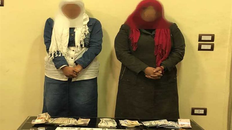 خادمات وفي الحقيقة