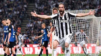 يوفنتوس يضرب إنتر في الدقائق الأخيرة ويتمسك بالصدارة