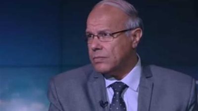 الأرصاد تحذر من طقس الأربعاء وخبير يكشف حقيقة ما حدث بالقاهرة الجديدة