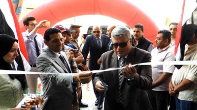 بالصور.. مدير أمن المنوفية يفتتح معرض 