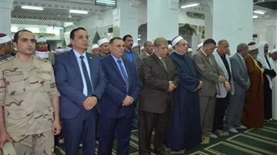 محافظ الإسماعيلية ومدير الأمن يشهدان الاحتفال بليلة النصف من شعبان