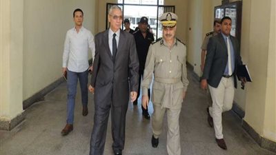 مدير أمن المنيا يطالب الضباط باليقظة التامة والالتزام بخطط التأمين