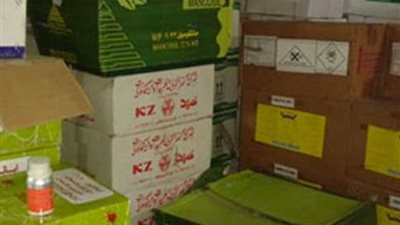 ضبط 1300 عبوة مبيدات زراعية مجهولة المصدر وعصائر 