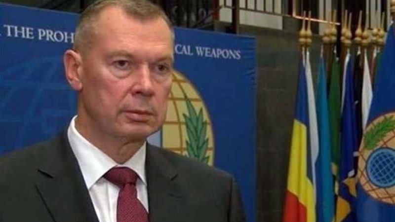 روسيا: أمريكا وبريطانيا